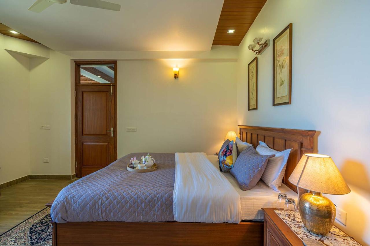 Stayvista At Floradale W Jacuzzi & Wood-Fire Pizza Касаули Екстериор снимка